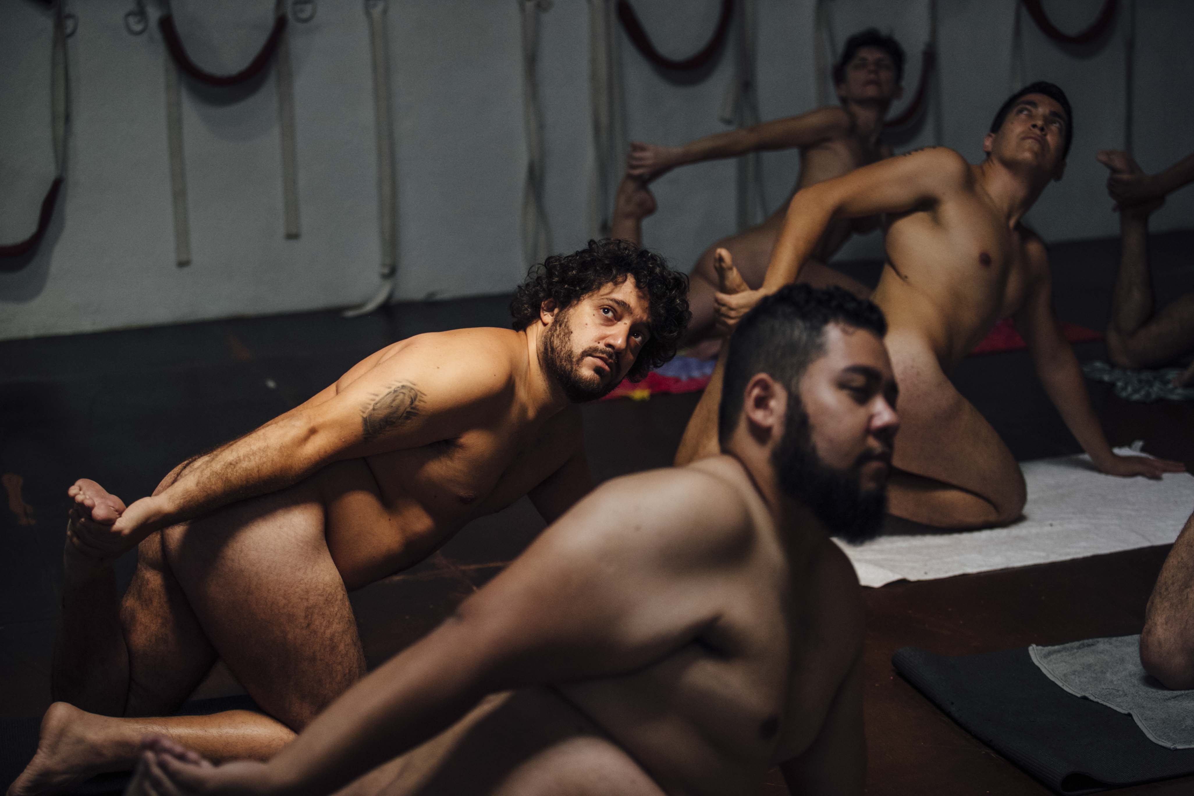 Nude Yoga